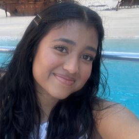 Rishavya, Babysitter in Veendam