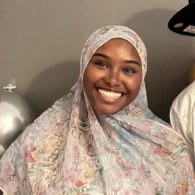 Maryam, Oppas in Duivendrecht