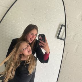 Yashyra, Oppas in Sint Willebrord