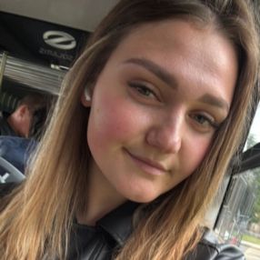Polinka, Oppas in Rijswijk