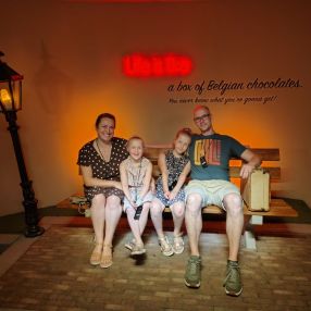 Diana, Family in Etten-Leur