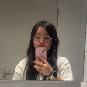 Qianyi, Babysitter in Bergschenhoek