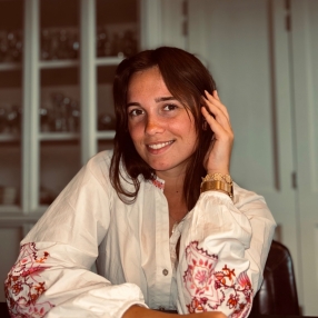 Sanne, Oppas in Middelburg