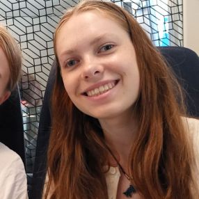 Elisabeth, Babysitter in Heino
