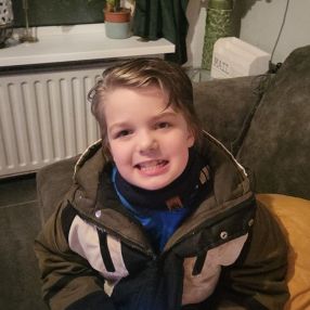 Sabrina, Gezin in Winkel