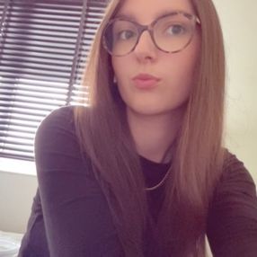 Lizz, Babysitter in Sprang-Capelle