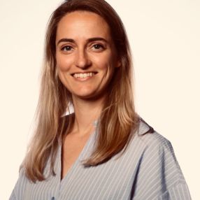 Simone, Babysitter in Houten