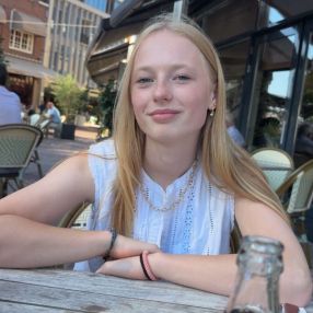Fleur, Oppas in Baarn