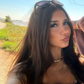 Aisha, Oppas in Ijsselmuiden