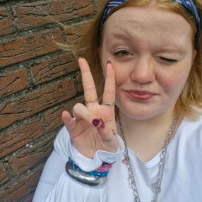 Sanne, Oppas in Ijmuiden