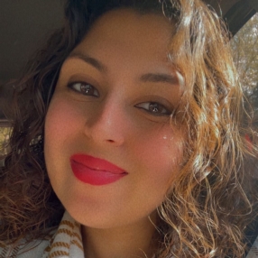 Dilara, Babysitter in Schiedam