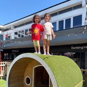 Zain, Family in Alphen aan Den Rijn