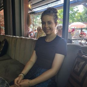 Herlieke, Oppas in Rhenen