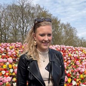 Elise, Babysitter in Oegstgeest
