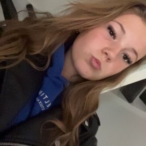 Kaitlyn, Babysitter in Meteren