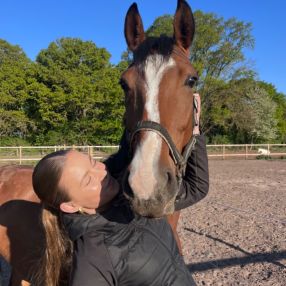 Lotte, Babysitter in Cadier en Keer