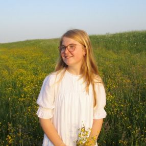 Eline, Oppas in Ijsselmuiden
