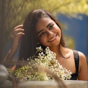 Aishwariya, Oppas in Hoek van Holland