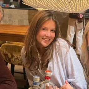 Lisa, Babysitter in Roermond