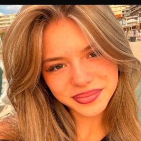Joy, Babysitter in Baarle-Nassau
