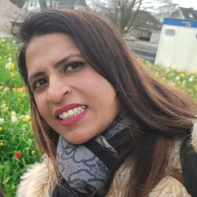 Virani, Babysitter in Diemen