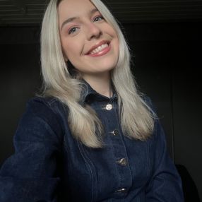Lotte, Babysitter in Voorburg