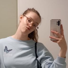 Hannah, Oppas in Uithuizermeeden