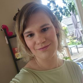 Britt, Oppas in Zevenaar