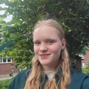 Sanne, Babysitter in Assendelft