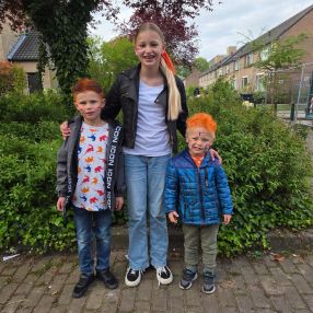 Dennis, Gezin in Dordrecht