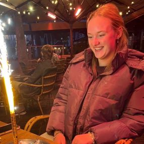 Sophie, Oppas in Voorst