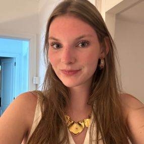 Benice, Babysitter in Rijsbergen