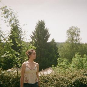 Vera, Oppas in Meerssen