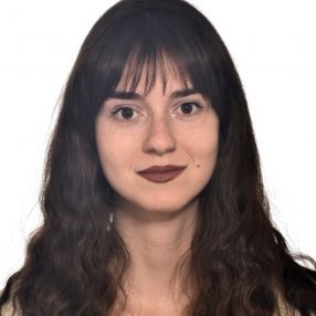 Panagiota, Oppas in Den Haag