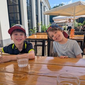 Johannes, Gezin in Voorburg