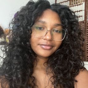 Keilah, Babysitter in Hoogvliet