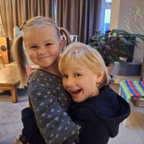 Amanda, Gezin in Oegstgeest