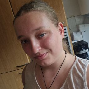 Stefanie, Babysitter in Veendam