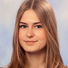 Lotte, Babysitter in Winterswijk