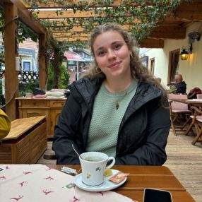 Giselle, Babysitter in Voorhout