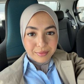 Nihad, Babysitter in Montfoort