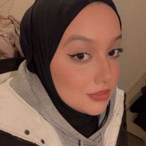 Nour, Babysitter in Bergen