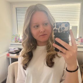 Lotte, Babysitter in Santpoort-Noord