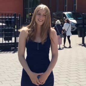 Ninthe, Oppas in Nieuwerkerk aan den IJssel