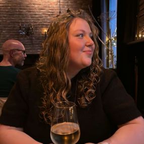 Emma, Babysitter in Drachten