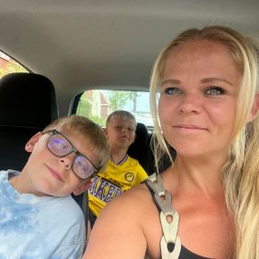 Suzan, Gezin in Dordrecht