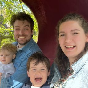 Nadine, Gezin in Overbetuwe