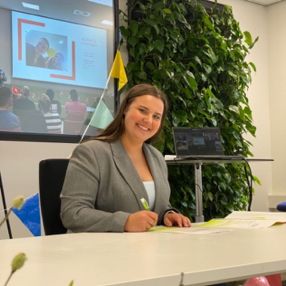Katrien, Oppas in Terborg