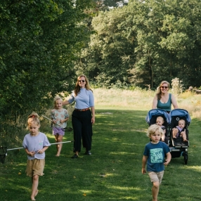 Janneke, Gezin in Borne