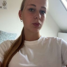 Annelynn, Oppas in Franeker